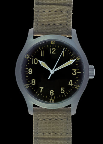 MWC GG-W-113 Classic 1960s/70s U.S Pattern Vietnam War Issue Watch with 24 Jewel Automatic Movement and 100m Water Resistance